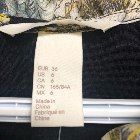 H&M dress - Picture 4 of 6